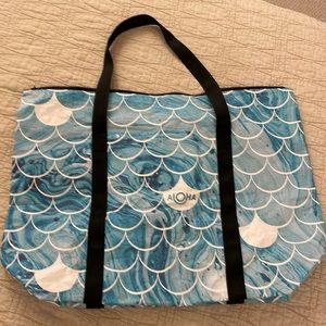 ALOHA COLLECTION x SAND PEOPLE Collab Tote Bag